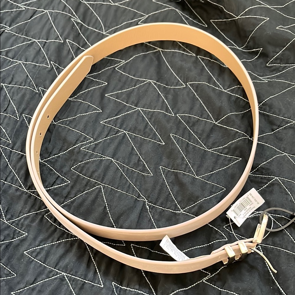 NWT Faux Suede Belt